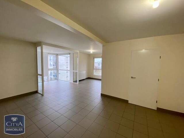 Appartement 4 pièces 106 m² à Saint-Pierre-des-Corps — photo du bien