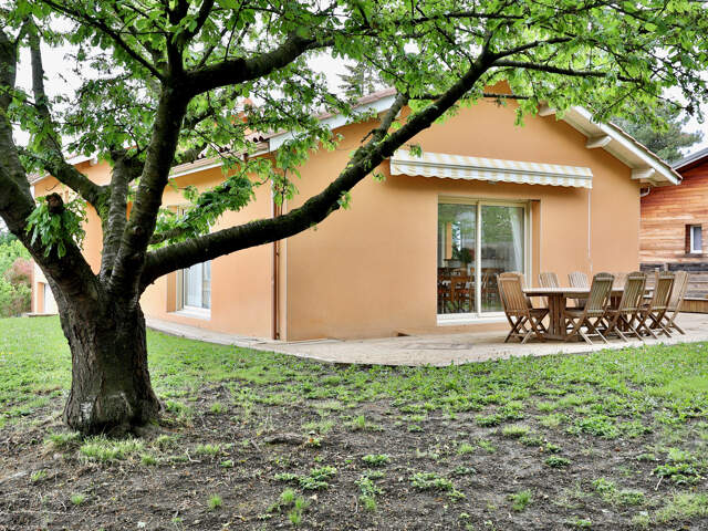 Maison cinq chambres sur terrain de 647 m2 Craponne — photo du bien