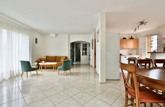 Maison cinq chambres sur terrain de 647 m2 Craponne — photo 3