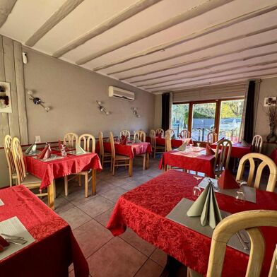 Commerce  220000 €