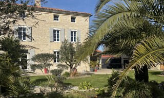 Maison 8 Pièces 250 m² à vendre à Surgères (17700)