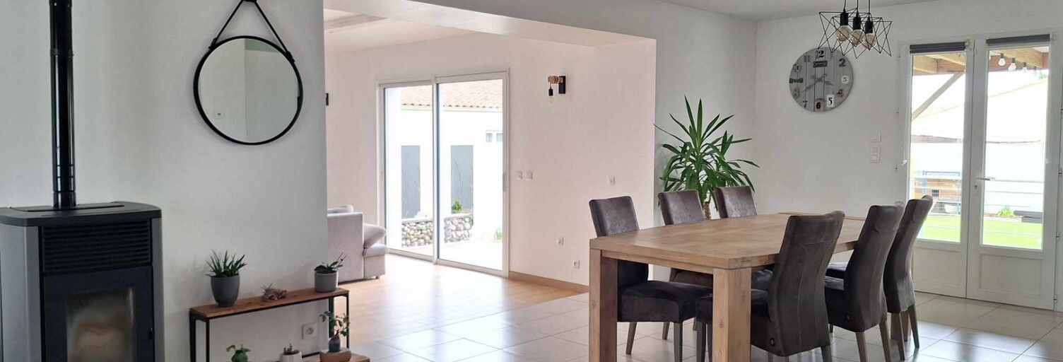 Maison 4 Pièces 139 m² à vendre à Ferrières (17170)