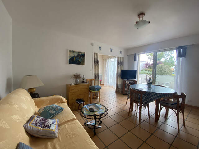 APPARTEMENT AVEC BALCON ET PARKING, PLAGE A 200 METRES — photo du bien