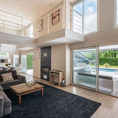 Maison 6 pièces 570000 €