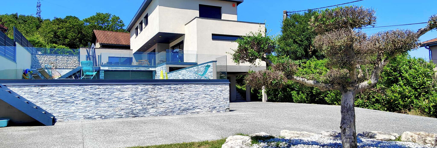 Maison 6 Pièces 211 m² à vendre à Lozanne (69380)