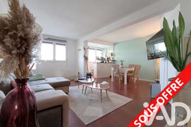 Appartement 4 pièces 161900 €