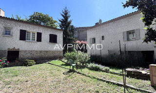 Maison 6 Pièces 180 m² à vendre à Saint-Cyr-sur-Mer (83270)