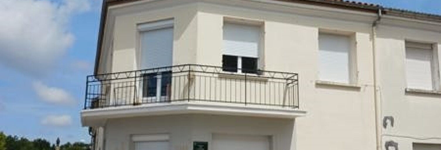 Immeuble   m² à vendre à Vensac (33590)