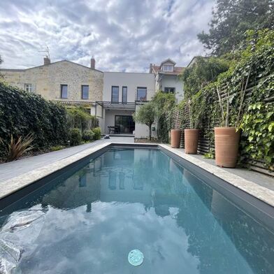 Maison 5 pièces 799000 €