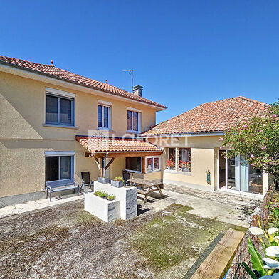 Maison 6 pièces 254999 €