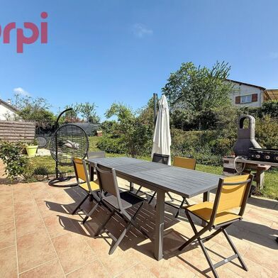 Maison 5 pièces 242000 €