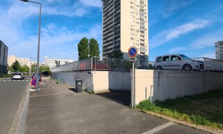 Garage  12 m² à louer à Orléans (45000)