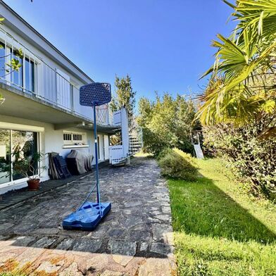 Maison 6 pièces 424760 €