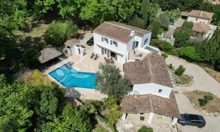 Maison 8 Pièces 238 m² à vendre à Roquefort-les-Pins (06330)