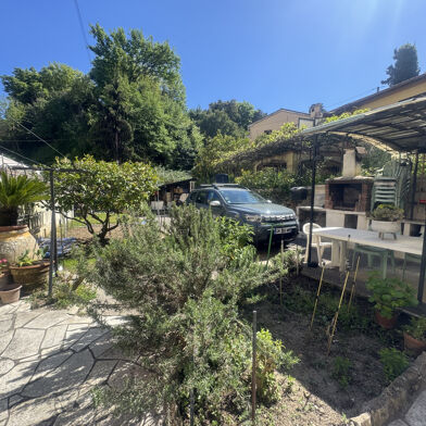 Maison 5 pièces 657200 €