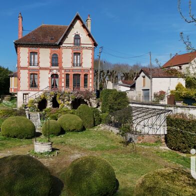Maison 10 pièces 160000 €
