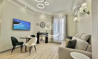 Appartement 2 Pièces 55 m² à louer à Nice (06000)
