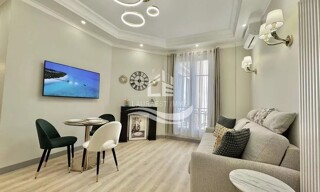 Appartement 2 Pièces 55 m² à louer à Nice (06000)