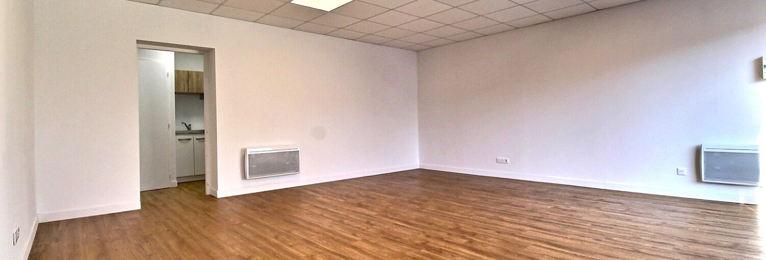 Commerce  44 m² à louer à Cestas (33610)