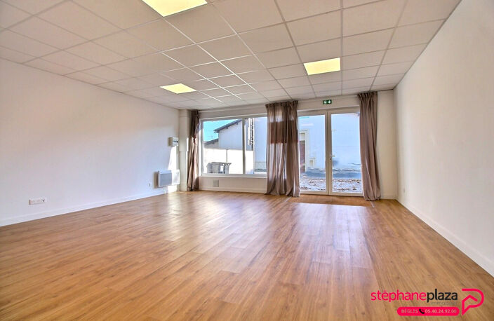 Location Local Commercial Cestas — photo 2