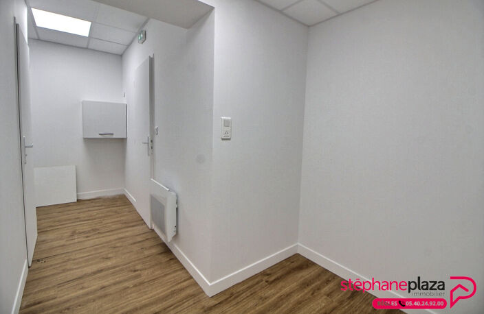 Location Local Commercial Cestas — photo 4