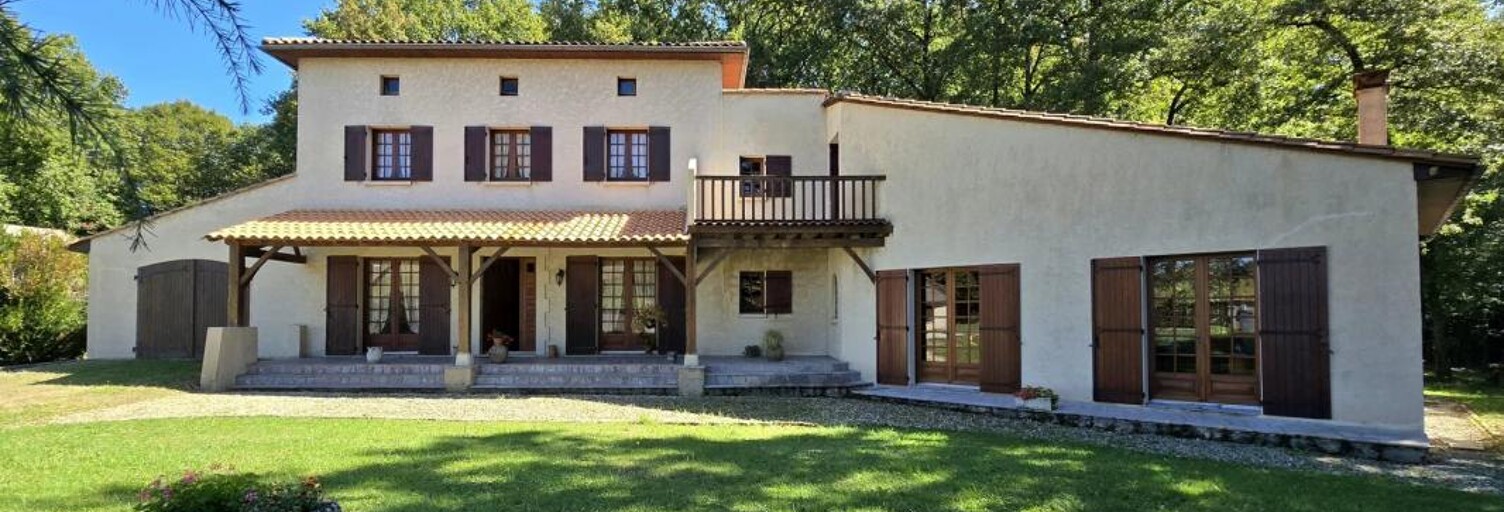 Maison 10 Pièces 315 m² à vendre à Montmoreau (16190)