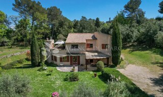 Maison 8 Pièces 300 m² à vendre à Opio (06650)