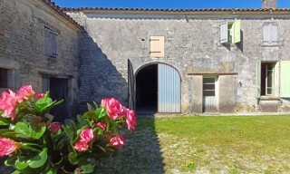 Maison 3 Pièces 190 m² à vendre à Houlette (16200)