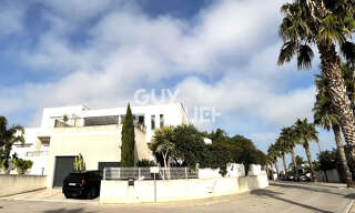 Maison 5 Pièces 154 m² à vendre à Villeneuve-de-la-Raho (66180)