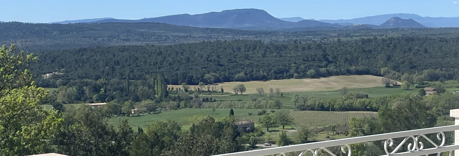 Maison 7 Pièces 142 m² à vendre à Moissac-Bellevue (83630)