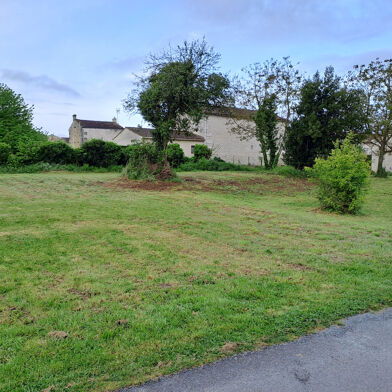 Terrain  27000 €