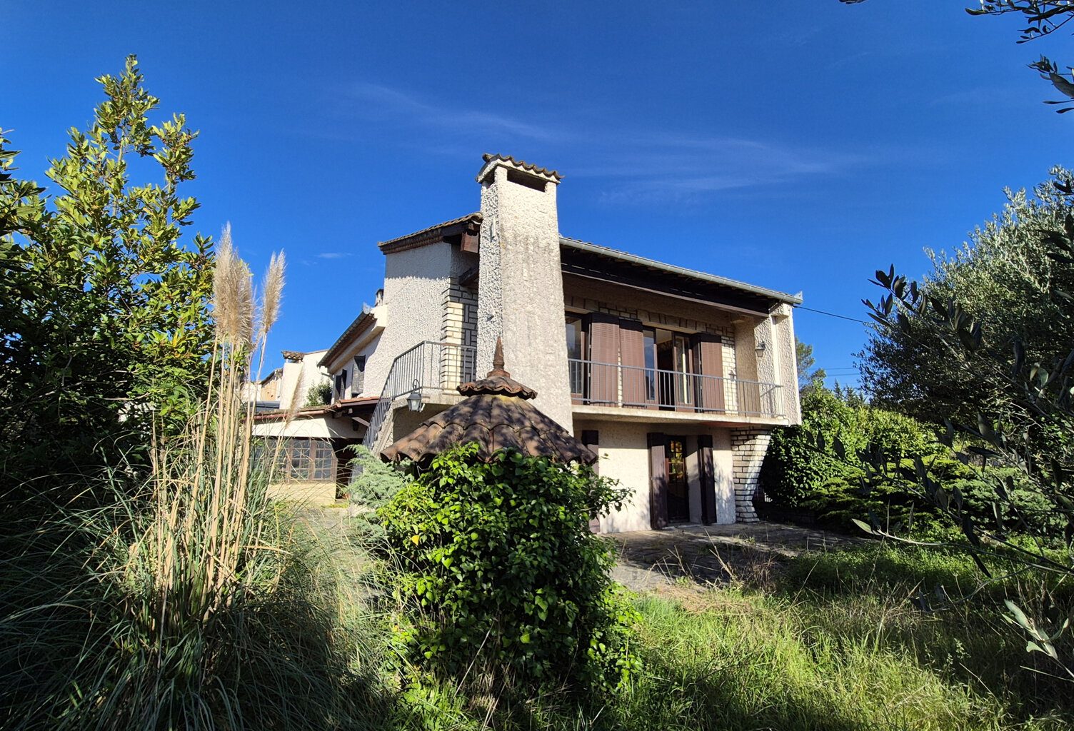 Maison secteur calme 174 m2 terrain 901 m2 — photo 1