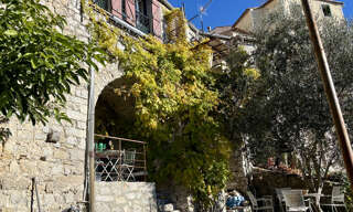 Maison 6 Pièces 133 m² à vendre à Peille (06440)