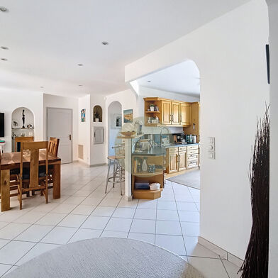 Maison 4 pièces 380000 €