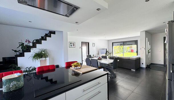 Villa / Maison 6 pièces  à vendre Soumoulou 64420