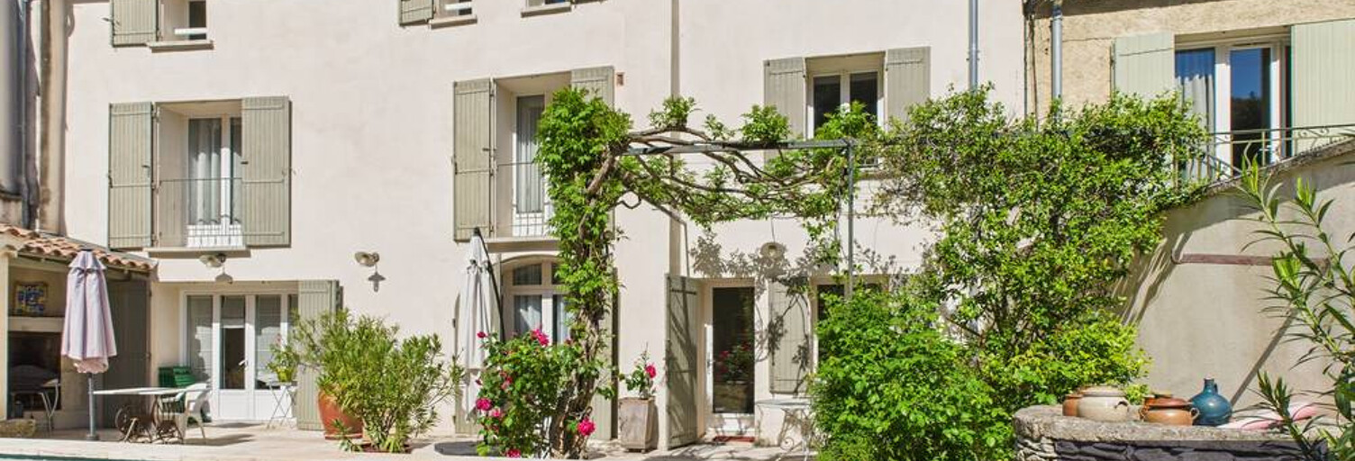 Maison 8 Pièces 202 m² à vendre à Barbentane (13570)