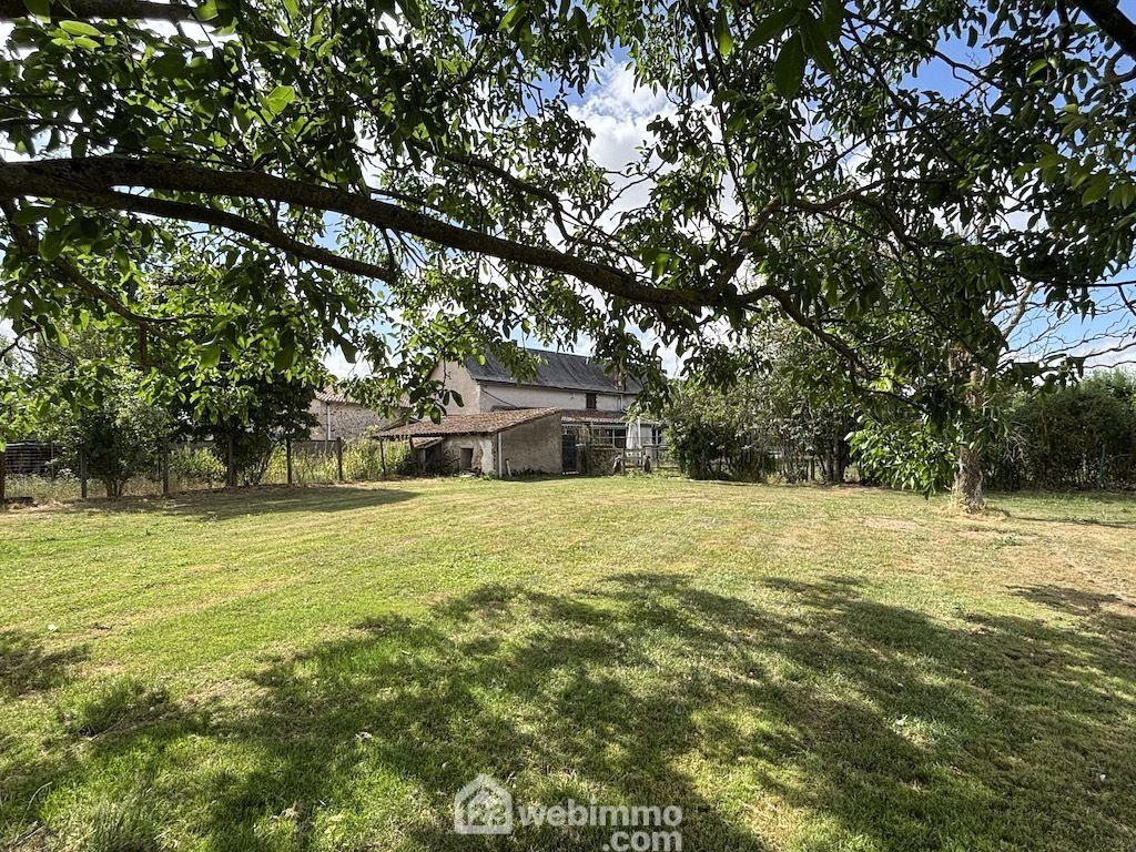 Photo Maison - 265m² - La Puye image 2/4