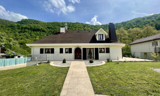 Maison 8 Pièces 198 m² à vendre à Deluz (25960)