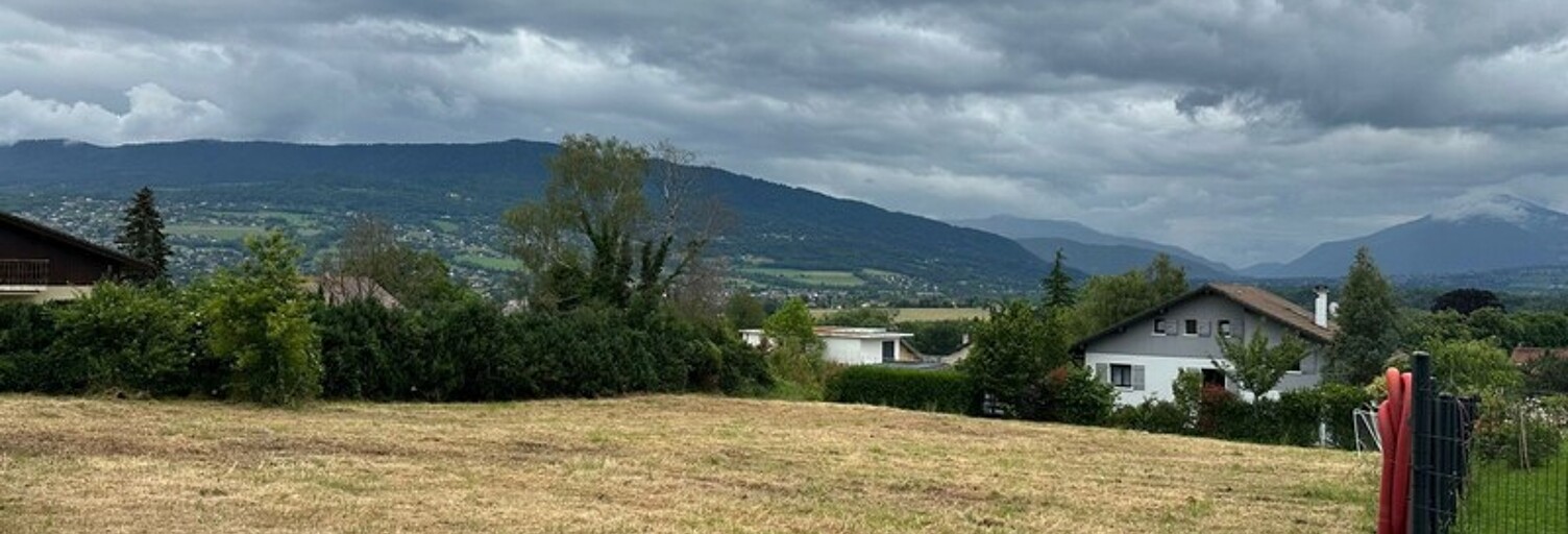 Terrain  1956 m² à vendre à Vétraz-Monthoux (74100)