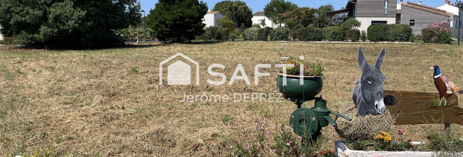 Terrain  1263 m² à vendre à Saint-Michel-en-l'Herm (85580)