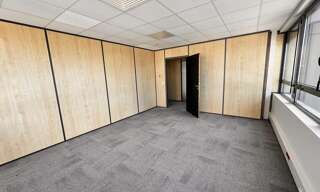 Bureau  134 m² à louer à Tours (37100)