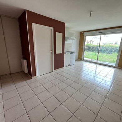 Appartement 1 pièces 390 €