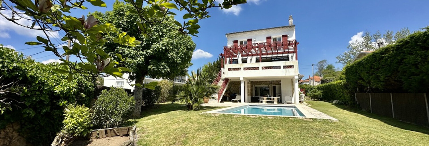 Maison 9 Pièces 220 m² à vendre à Royan (17200)