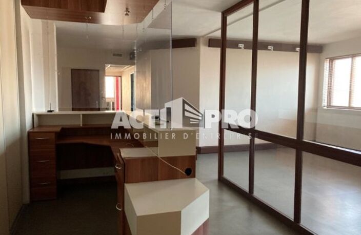 Bureaux à vendre — photo 3