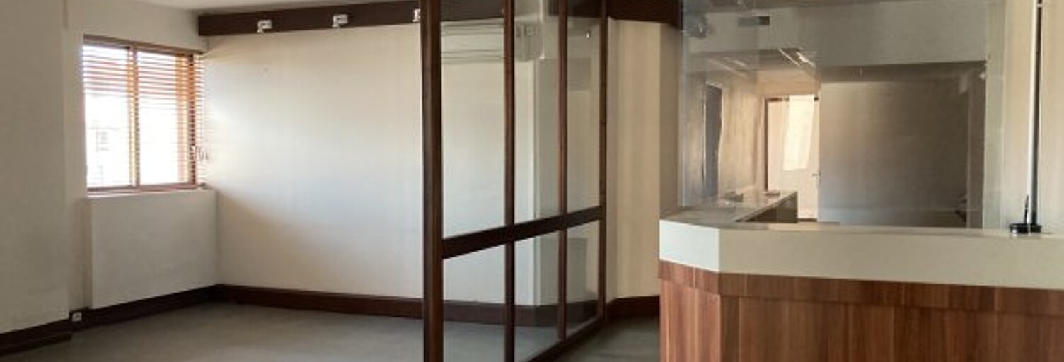 Bureau  160 m² à vendre à Perpignan (66000)