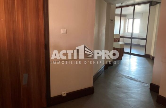 Bureaux à vendre — photo 2