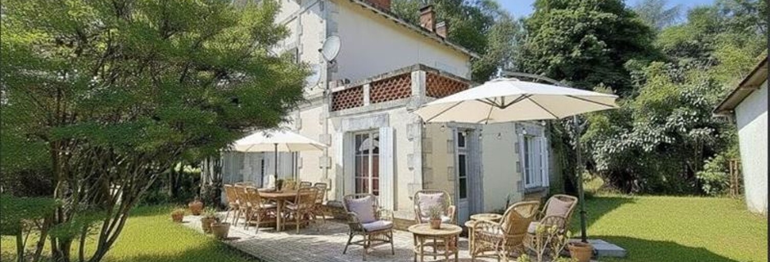 Maison 8 Pièces 263 m² à vendre à Le Pizou (24700)