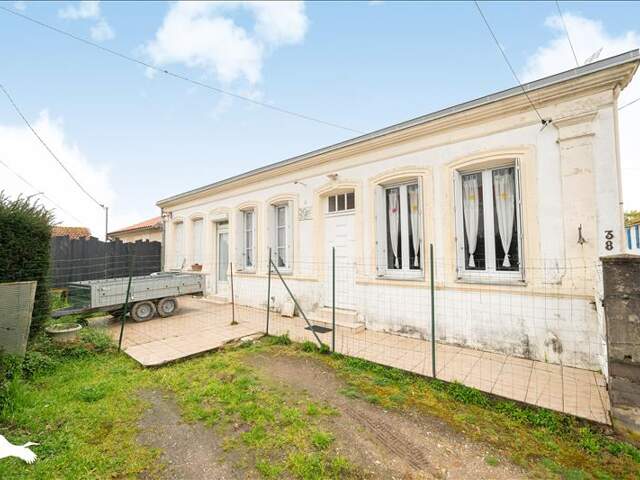 Maison en pierre de 5 pièces principales — photo du bien