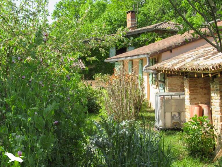 Ferme (tte) de 12 pièces principales — photo 1
