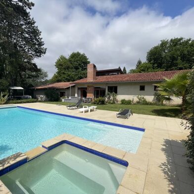 Maison 10 pièces 492000 €